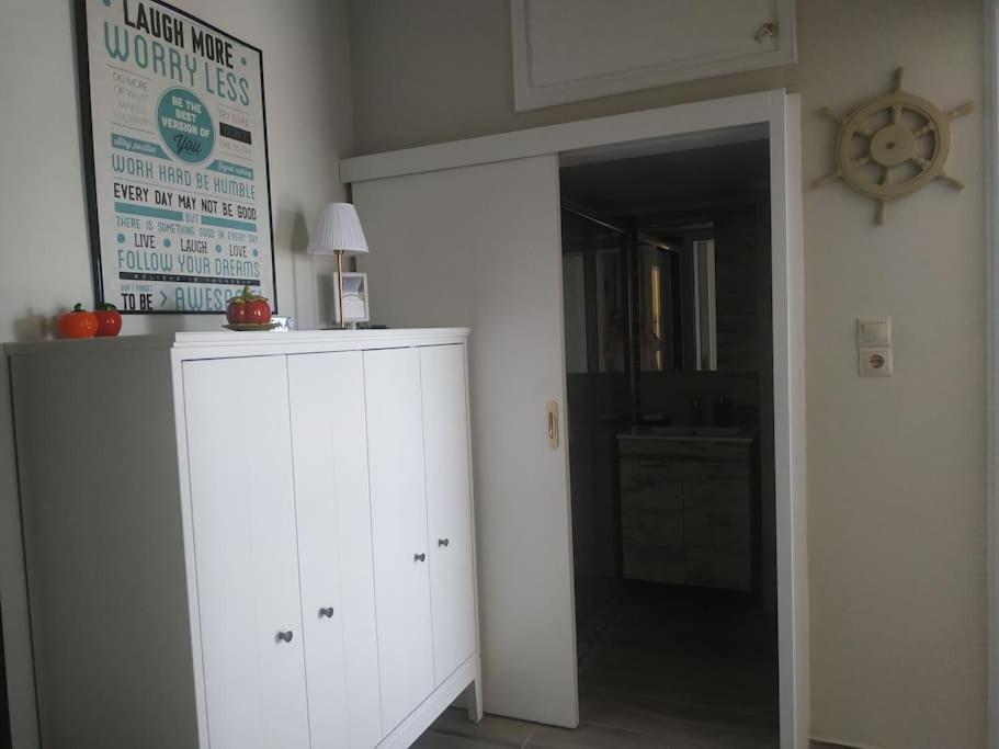 Athens View Apartment Near Metro Station Agia Marina Εξωτερικό φωτογραφία