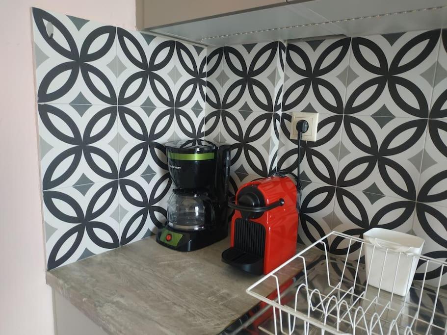 Athens View Apartment Near Metro Station Agia Marina Εξωτερικό φωτογραφία